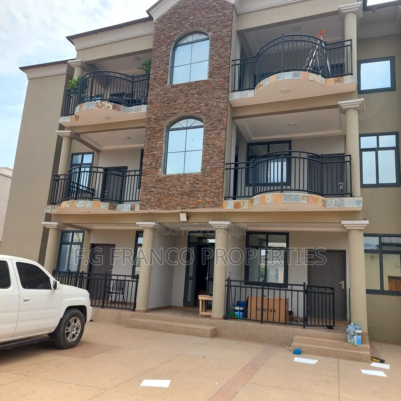 Furnished 2bdrm Apartment in Kg.Franco Properties, Sakumono for rent in Sakumono