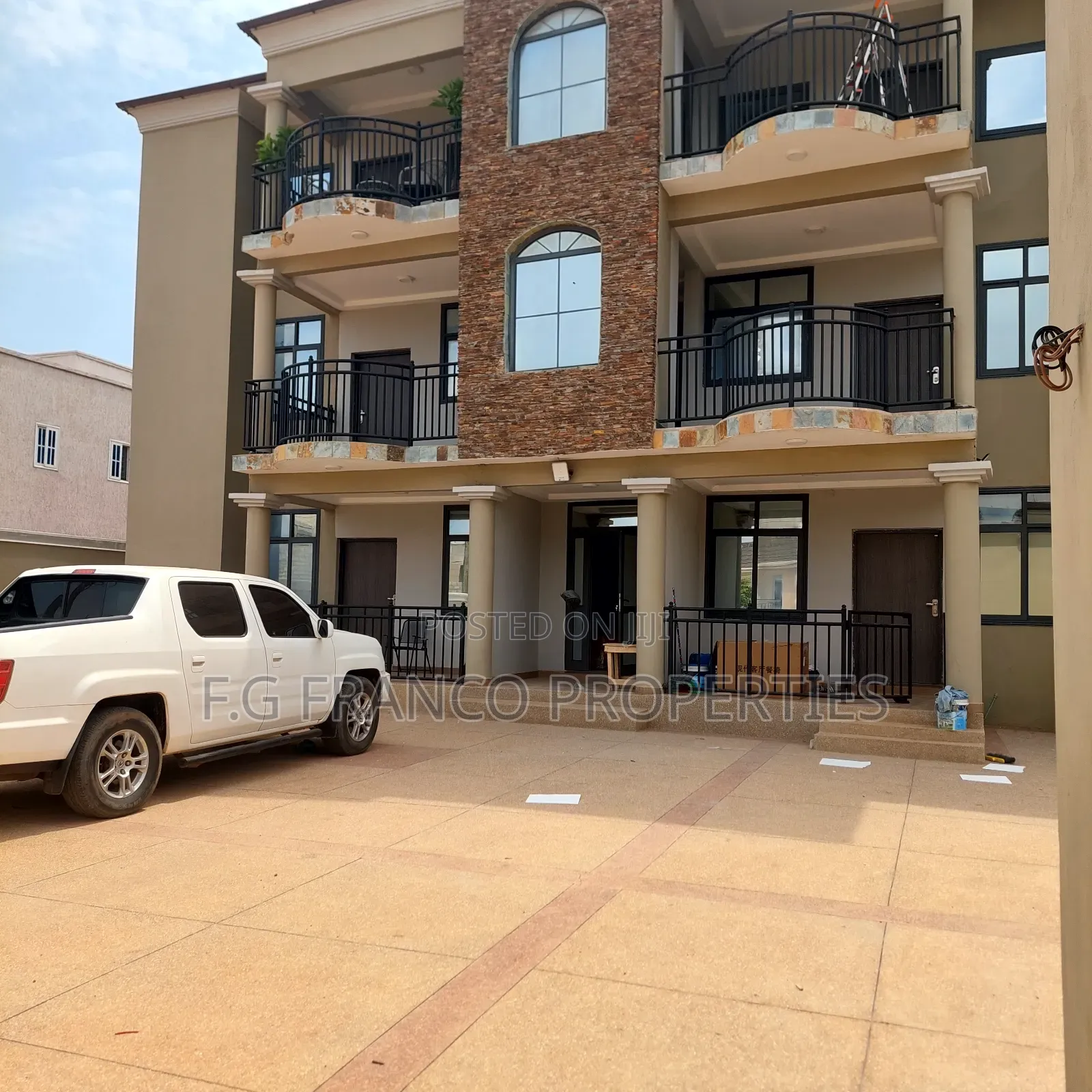 Furnished 2bdrm Apartment in Kg.Franco Properties, Sakumono for rent in Sakumono