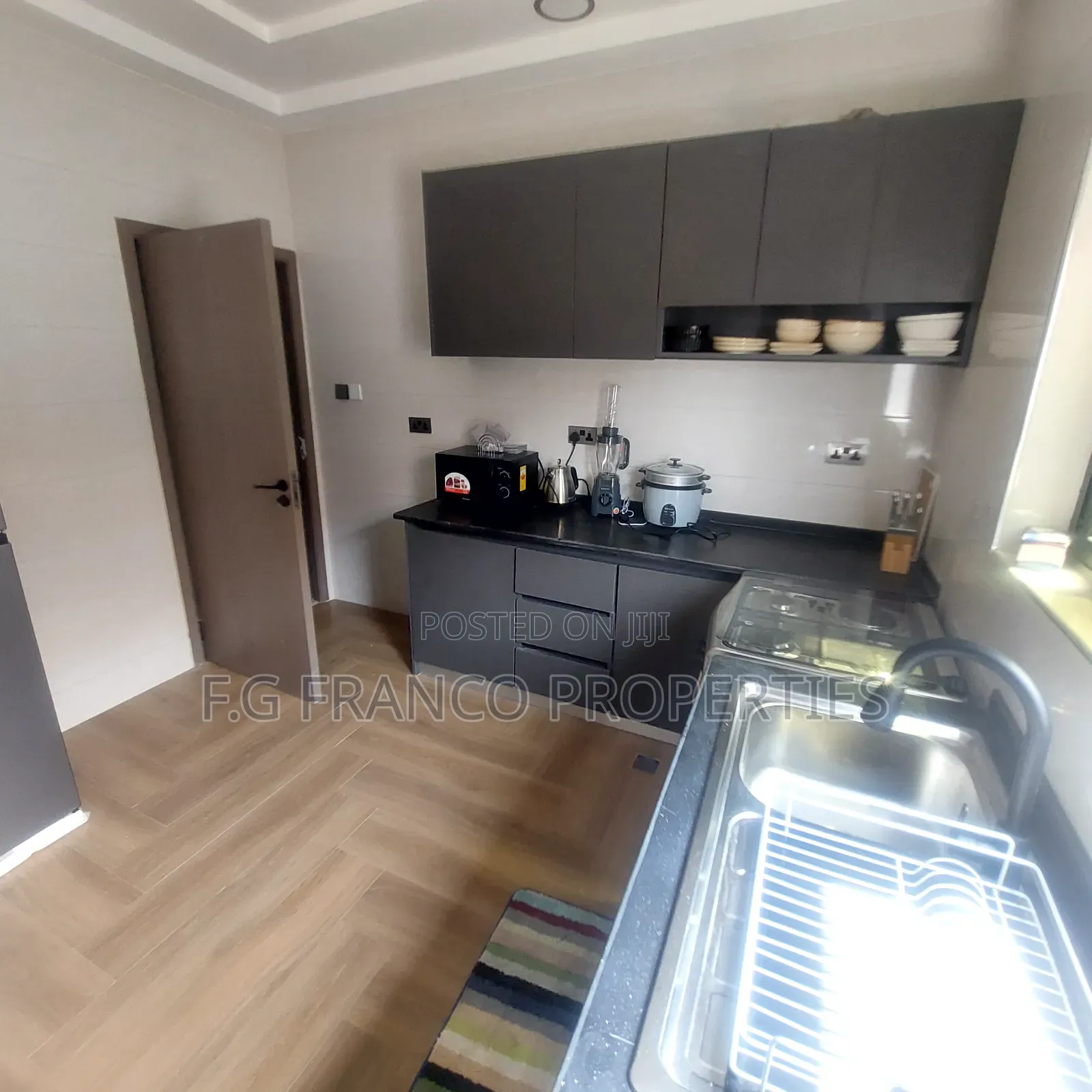 Furnished 2bdrm Apartment in Kg.Franco Properties, Sakumono for rent in Sakumono