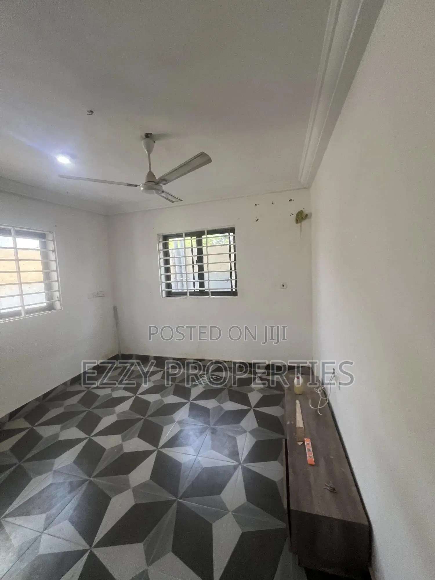 4bdrm House in Amrahia Regimanuel, Ga East Municipal for sale in Ga East Municipal