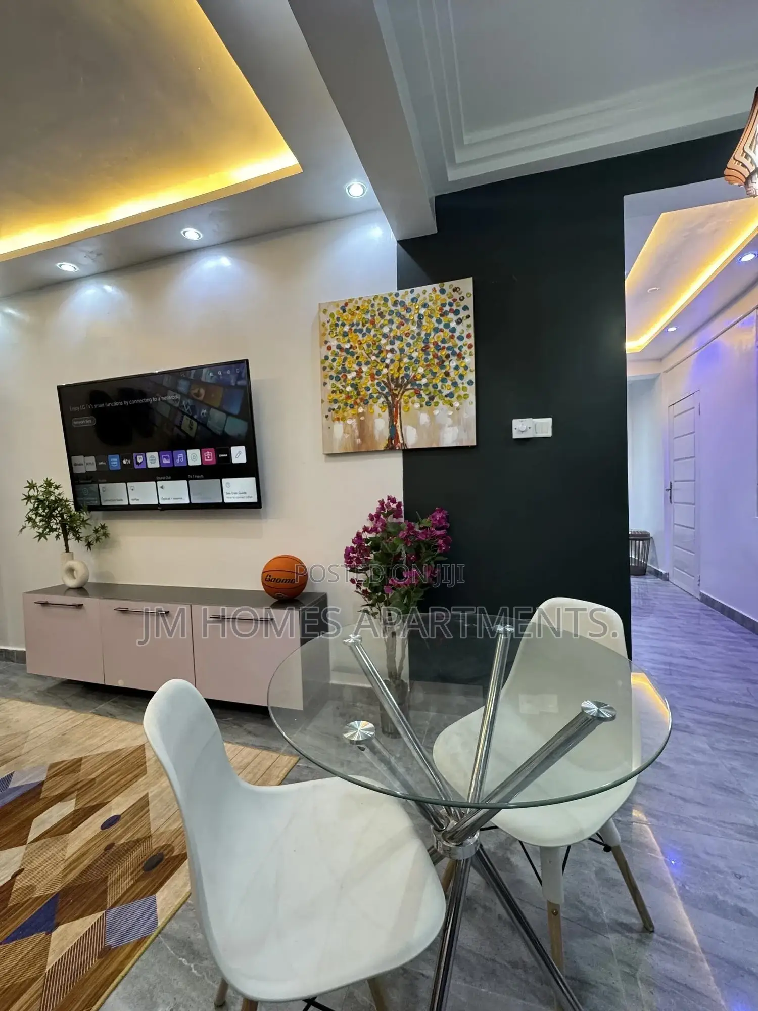 Daily Short Stay – Modern 2 Bedroom Apartment, Tema Comm 25 in Community 25
