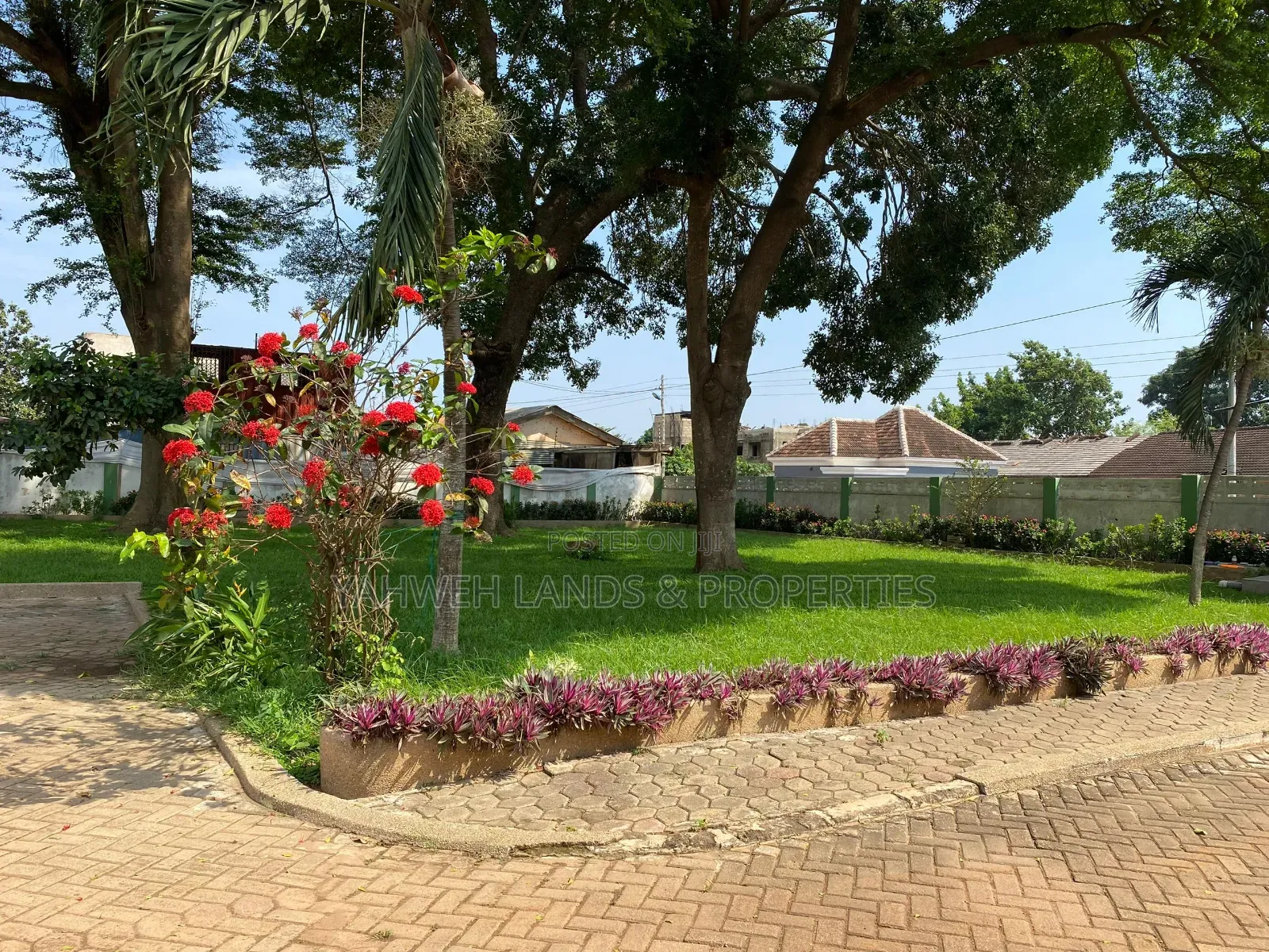 5bdrm House in Adenta for rent in Adenta