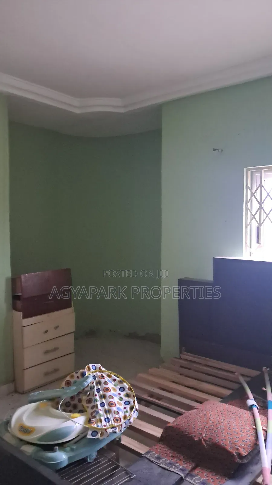 4bdrm Maisonette in Achiaman, Amasaman for sale in Amasaman