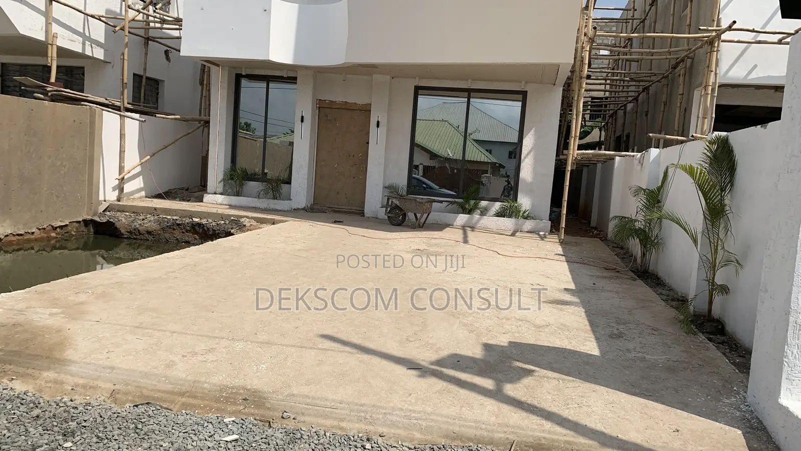 3bdrm House in Adjiriganor for sale in Adjiriganor