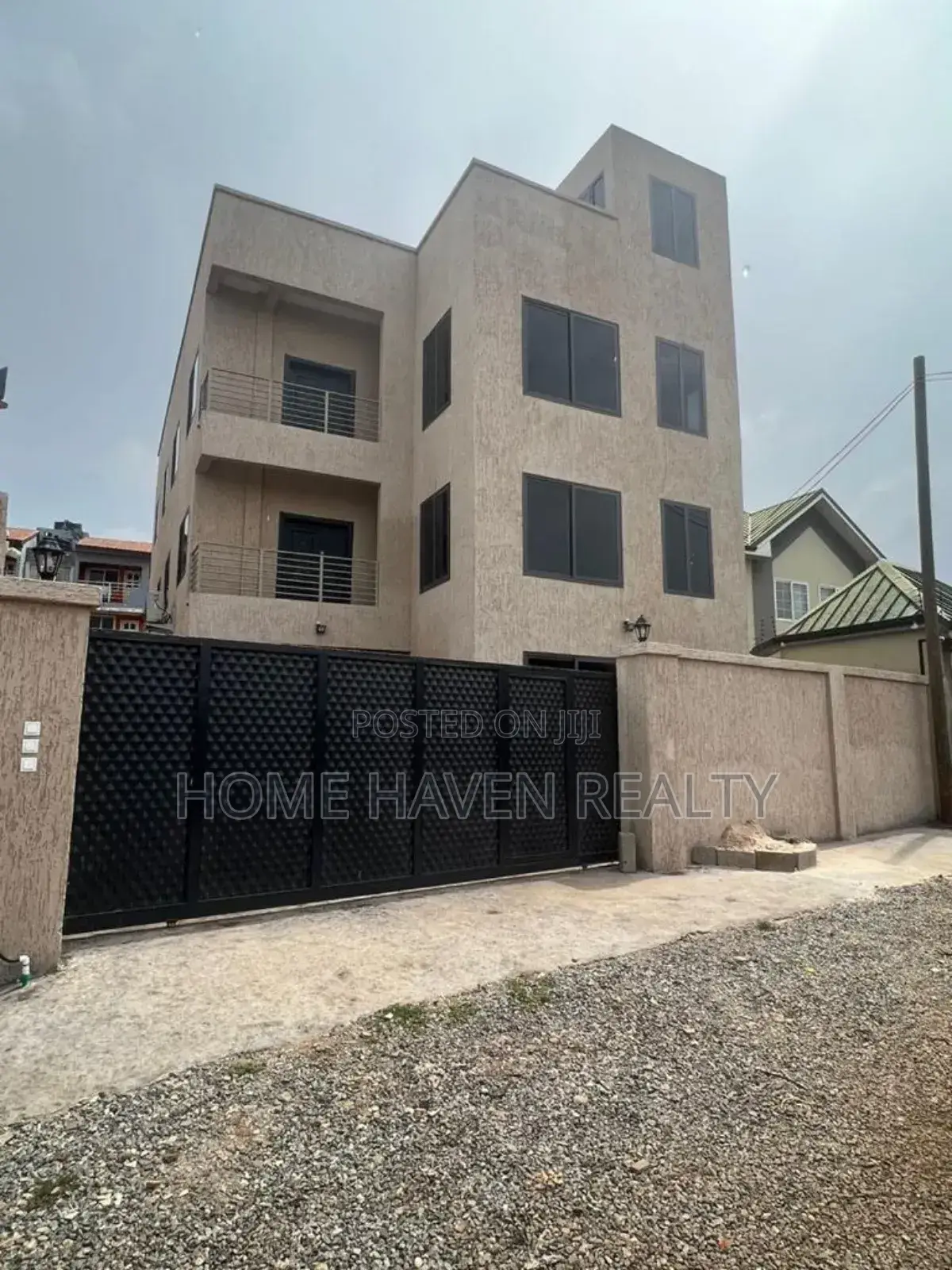 2bdrm Apartment in Ogojo, East Legon for rent in East Legon