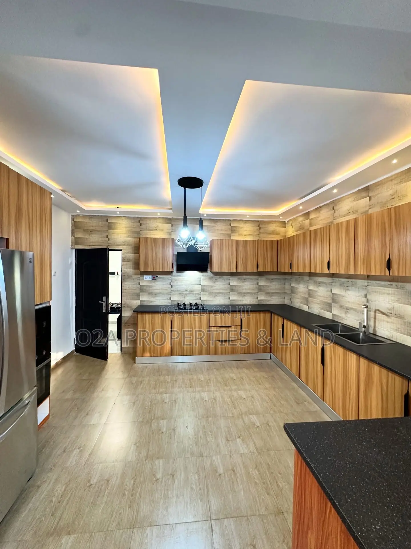 Furnished 3bdrm House in Lakeside Estate for sale in Lake Side Estate