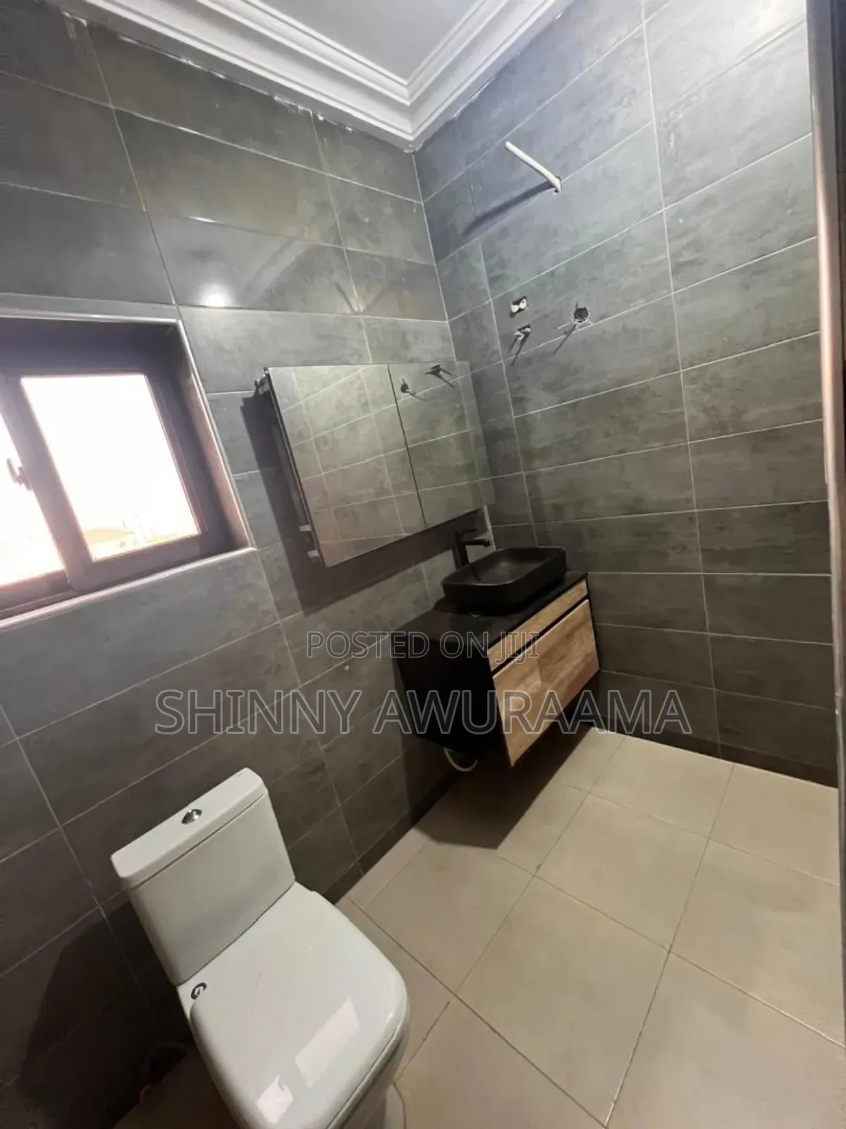 4bdrm House in Lakeside Estate, Ashaley Botwe for sale in Ashaley Botwe