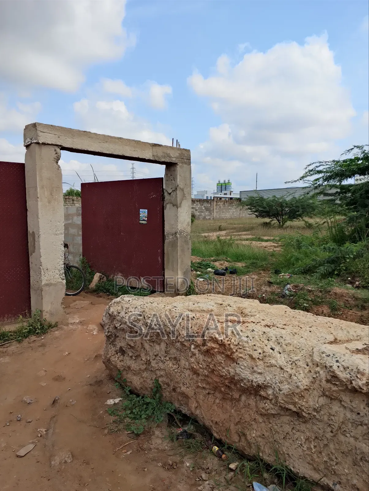15 Acres Fully Fenced Facing the Motto Way,On Hot Sale in Tema Metropolitan
