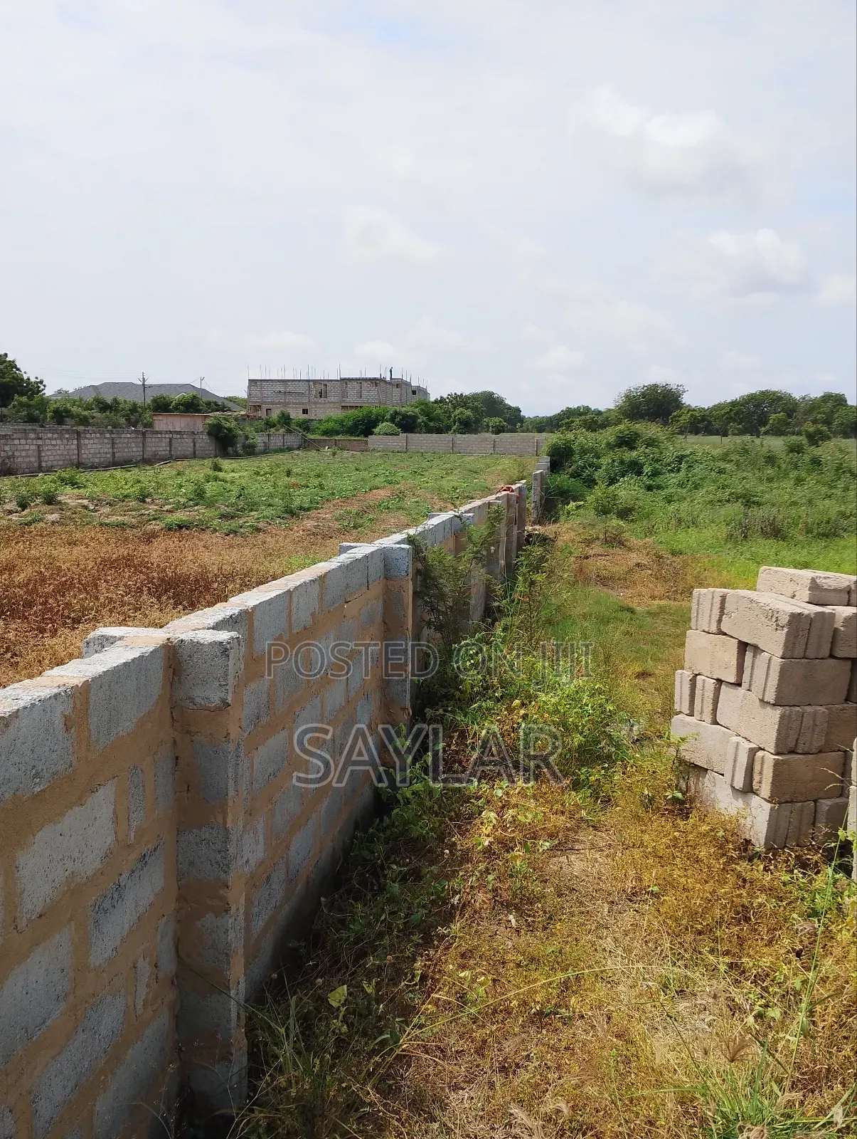 A Half Plot Fully Fenced at Celebrity Golf Course Area Sakomono in Tema Metropolitan