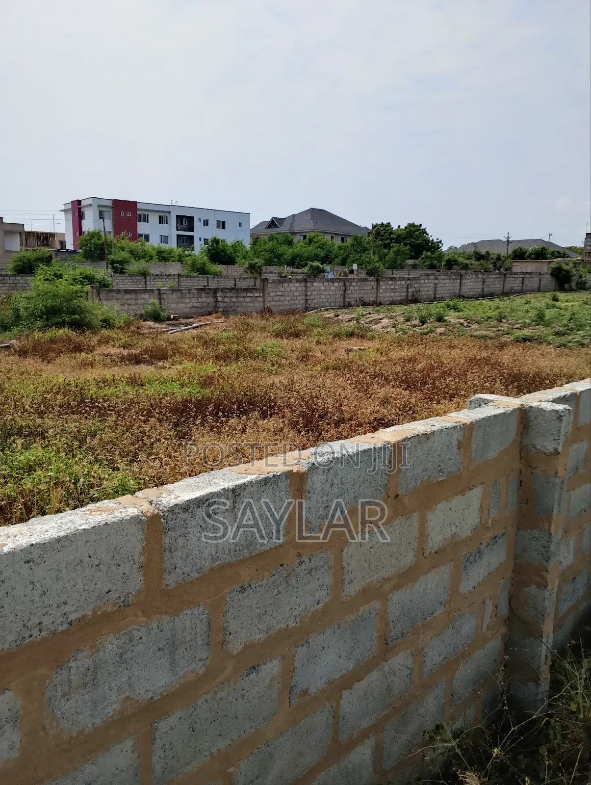 A Half Plot Fully Fenced at Celebrity Golf Course Area Sakomono in Tema Metropolitan