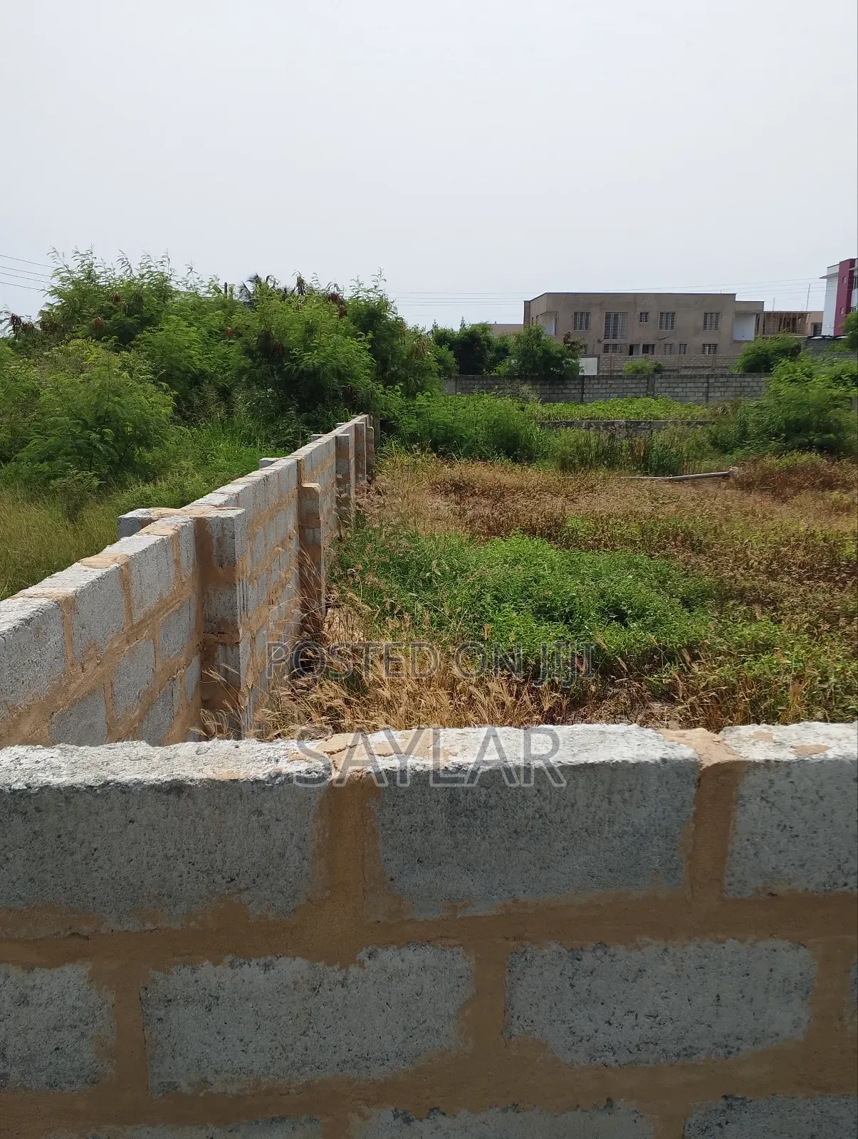 A Half Plot Fully Fenced at Celebrity Golf Course Area Sakomono in Tema Metropolitan