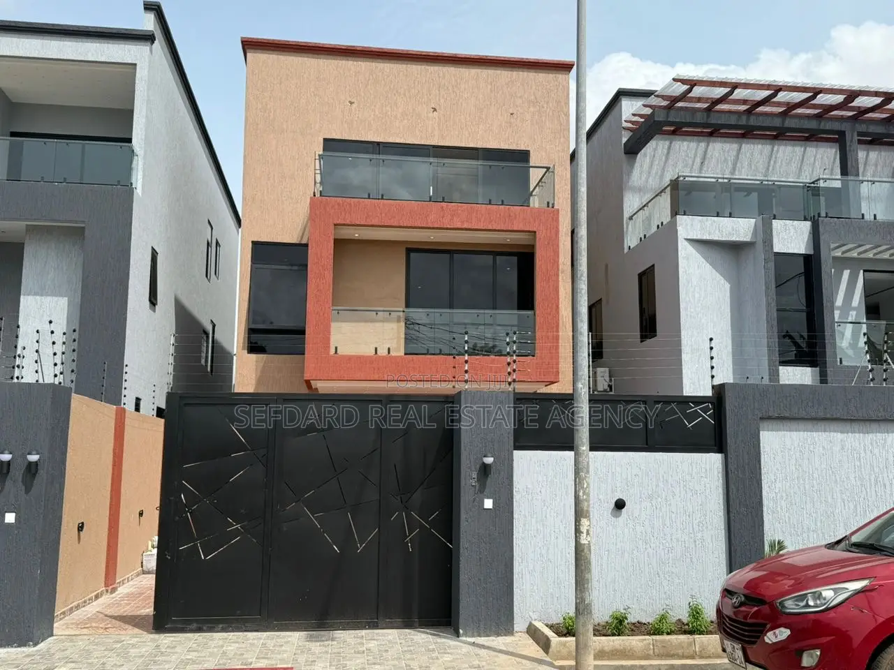 5bdrm Duplex in Lartebiokorshie for rent in Lartebiokorshie