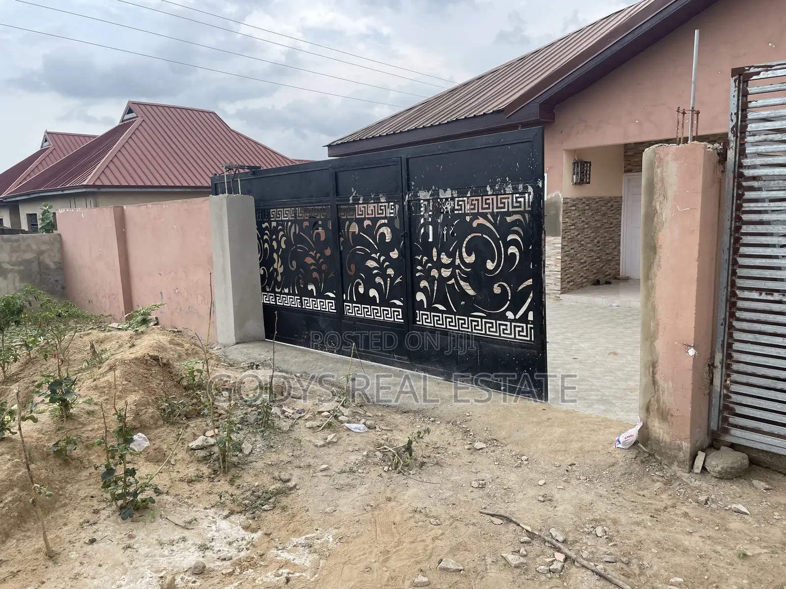 3bdrm House in Libarian Camp, Gomoa East for sale in Gomoa East