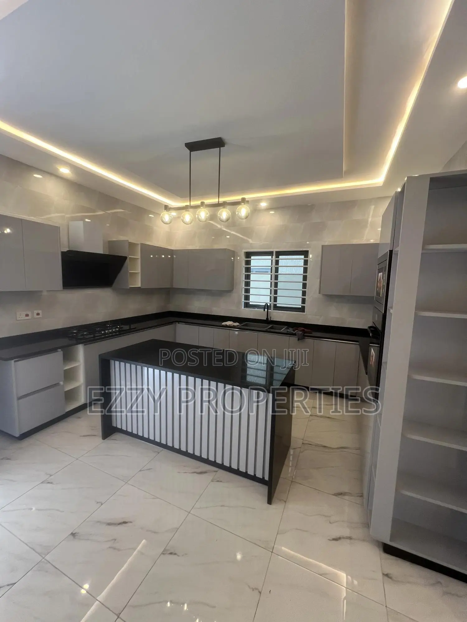 4bdrm Duplex in East Legon Hills - for sale in Ga East Municipal