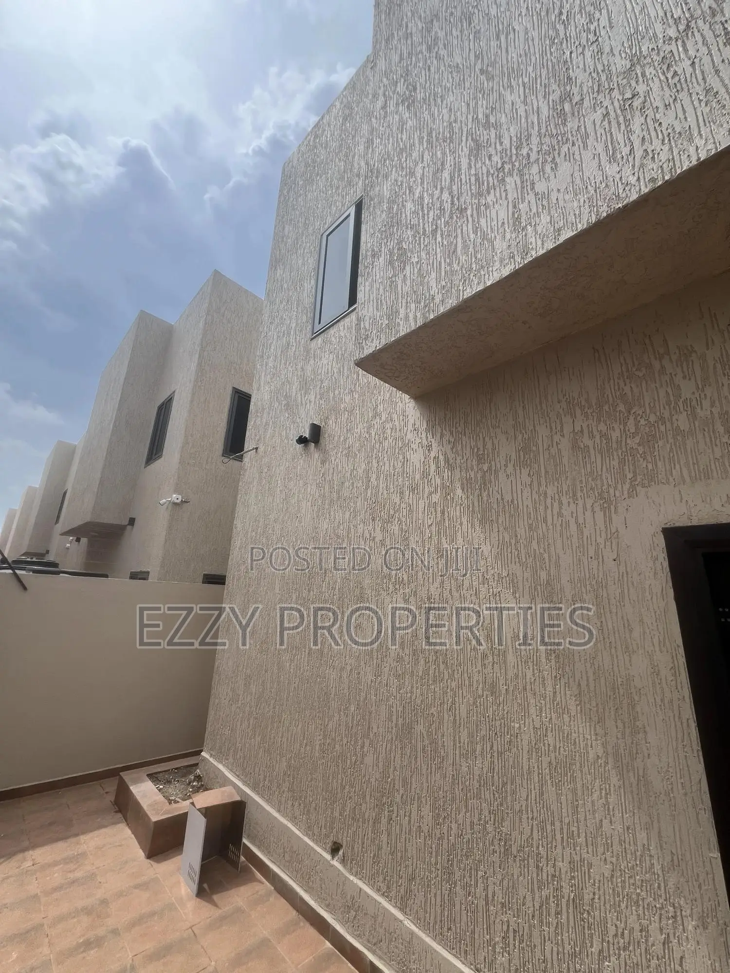 4bdrm Duplex in East Legon Hills - for sale in Ga East Municipal