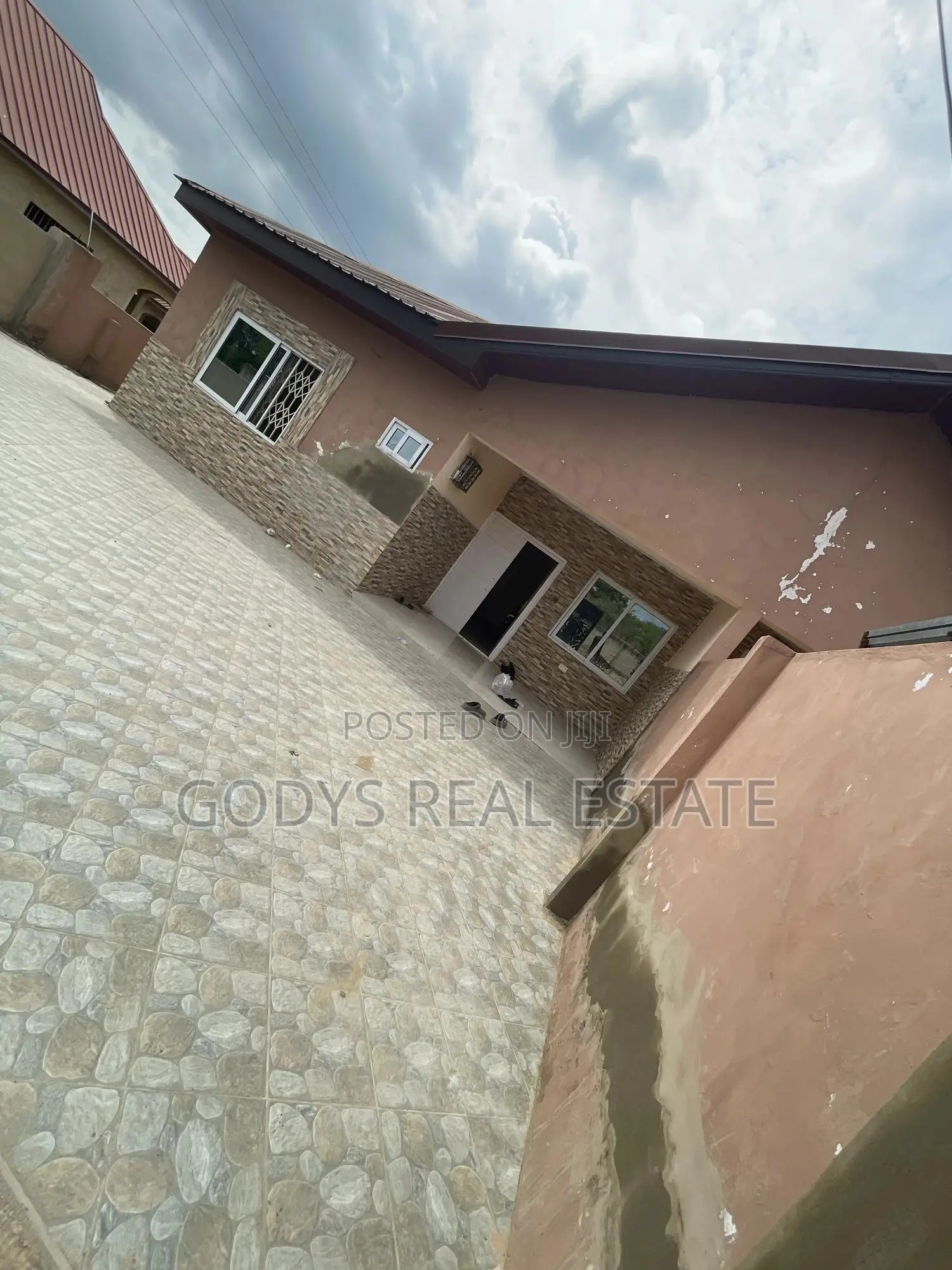 3bdrm House in Libarian Camp, Gomoa East for sale in Gomoa East