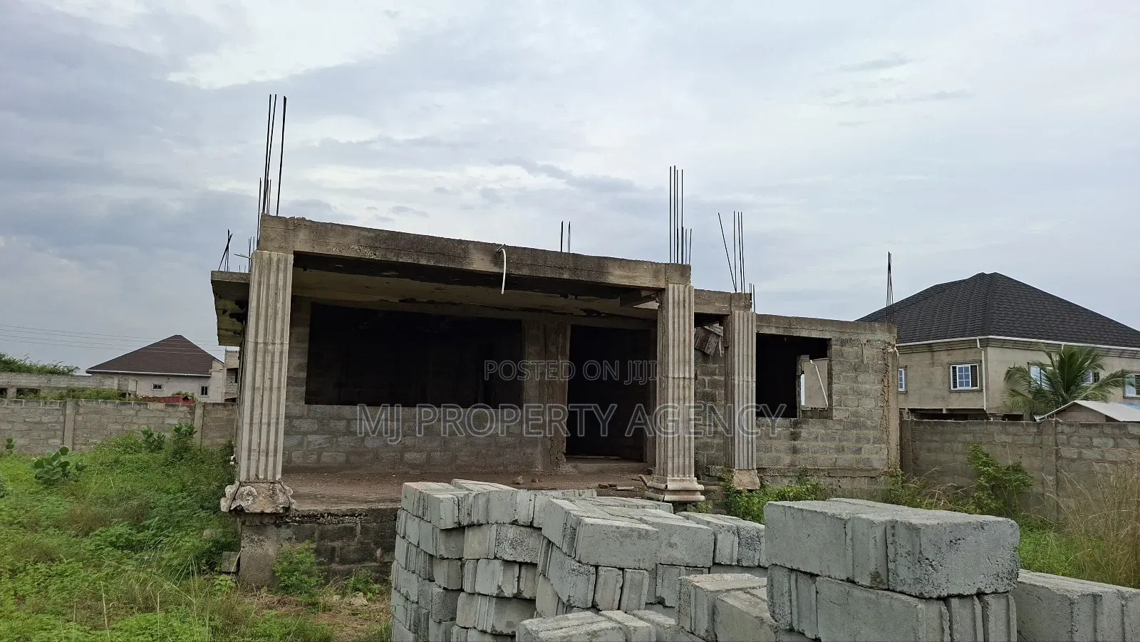 5bdrm House in Castle Gate Estate, Community 25 for sale in Community 25