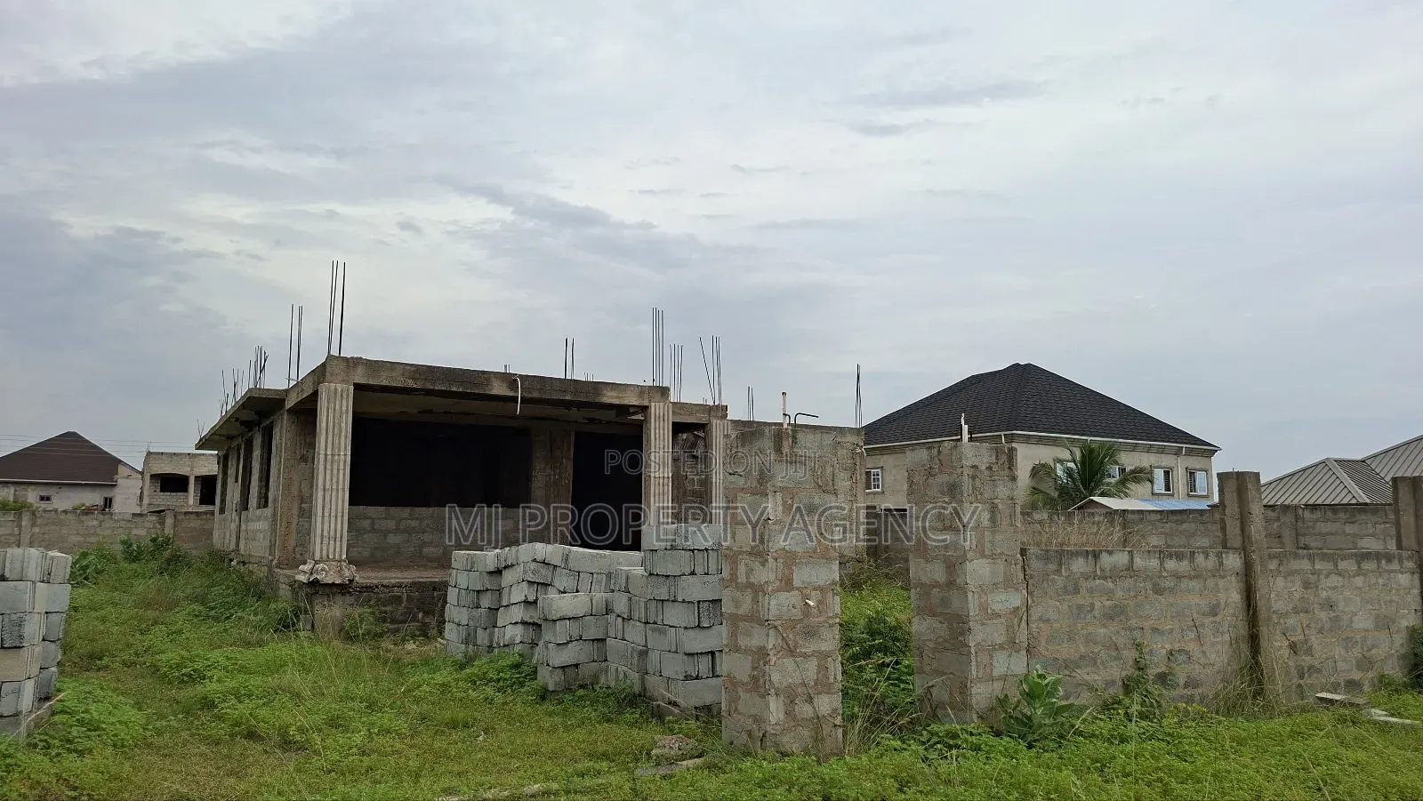 5bdrm House in Castle Gate Estate, Community 25 for sale in Community 25