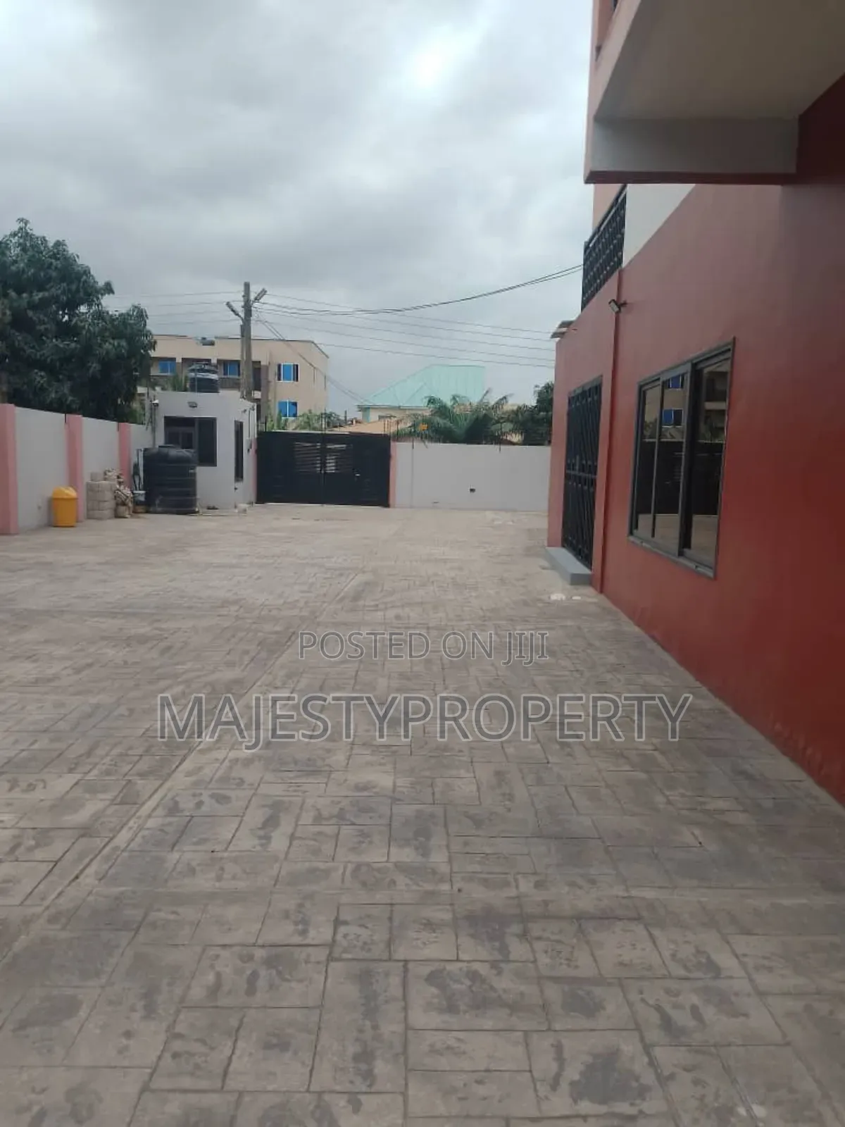 2bdrm Apartment in Spintex for sale in Spintex