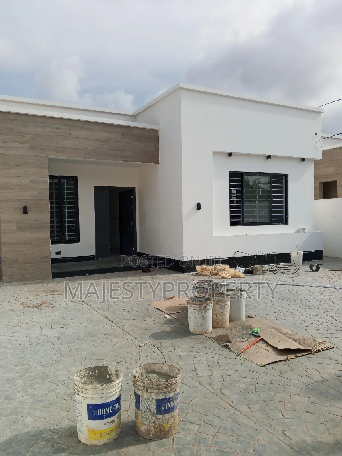 3bdrm House in Spintex for sale in Spintex