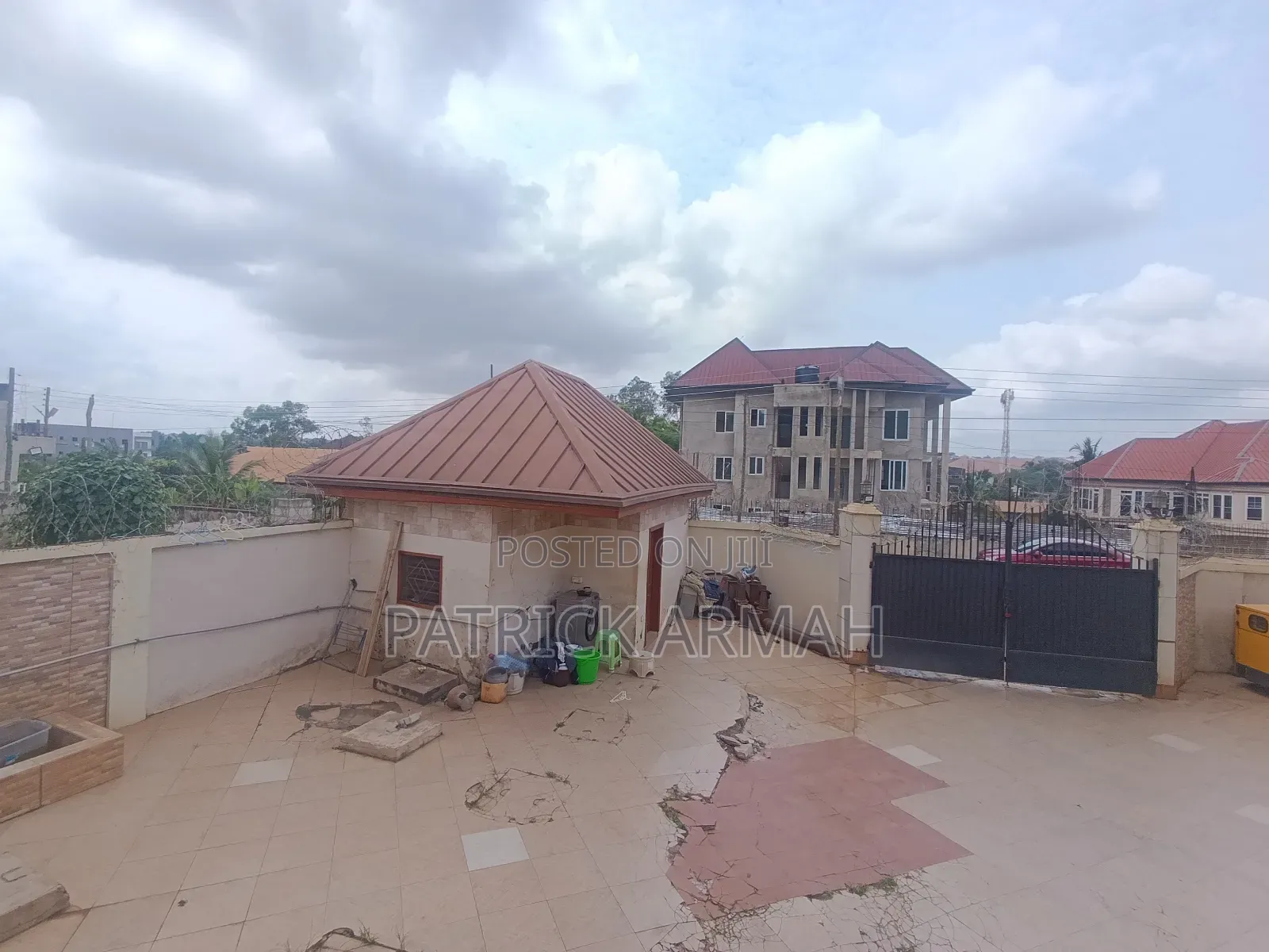7bdrm House in Kumasi Metropolitan for sale in Kumasi Metropolitan