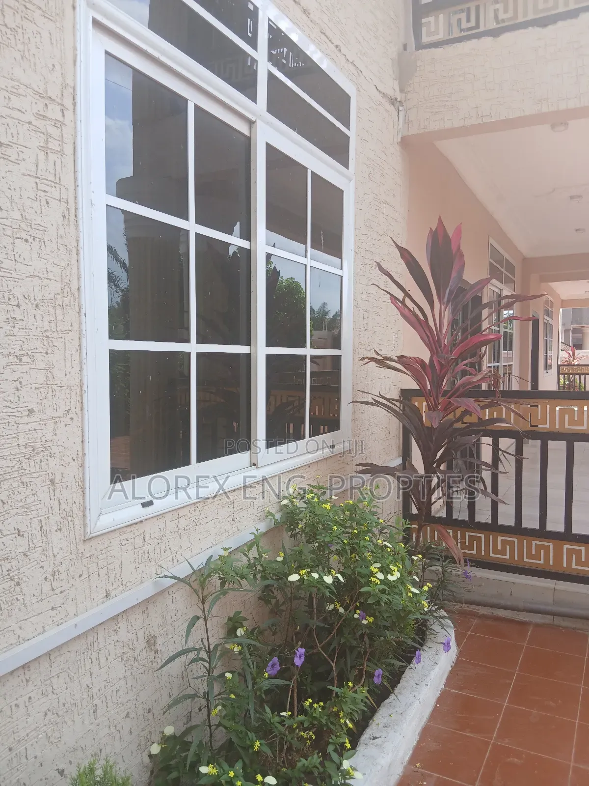 3bdrm Apartment in Rowi, Adenta for rent in Adenta
