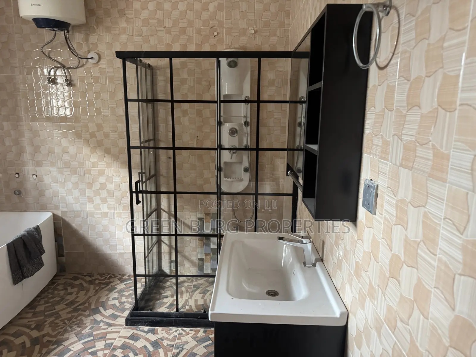 3bdrm Townhouse / Terrace in Green, East Legon for rent in East Legon