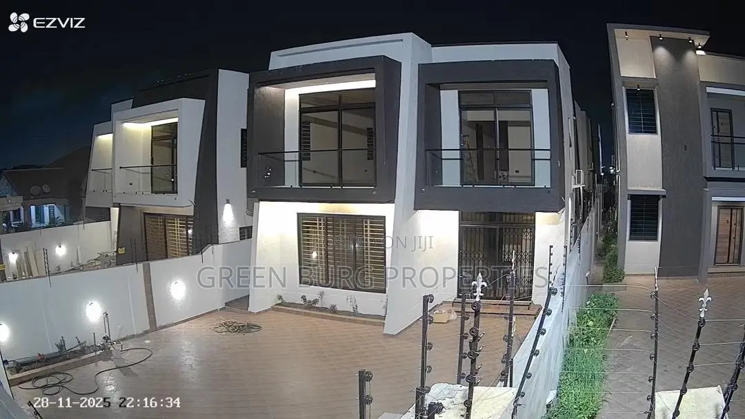 4bdrm House in Green, East Legon for sale in East Legon