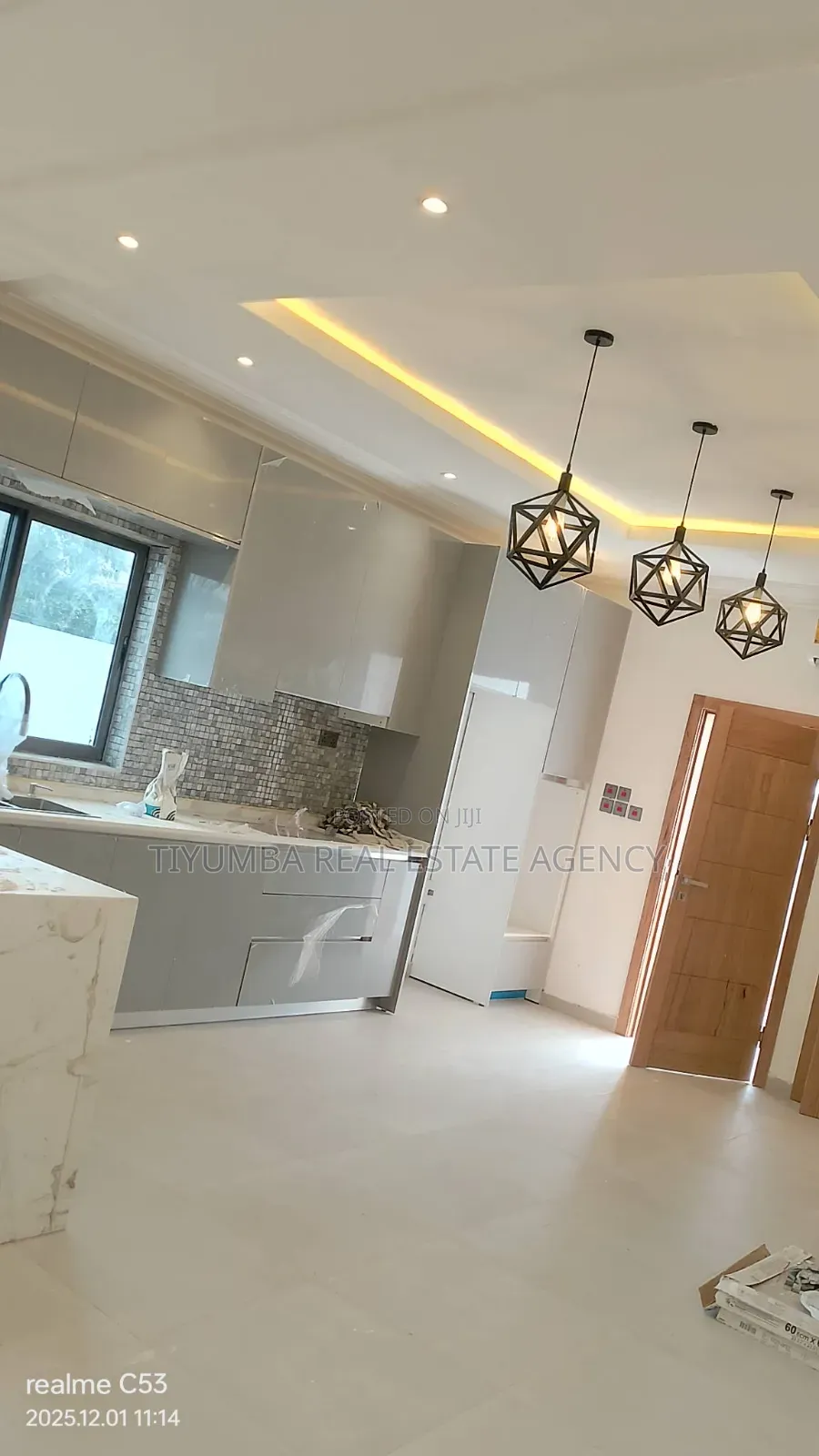 5bdrm Duplex in Tiyumba Agency, Haatso for sale in Haatso