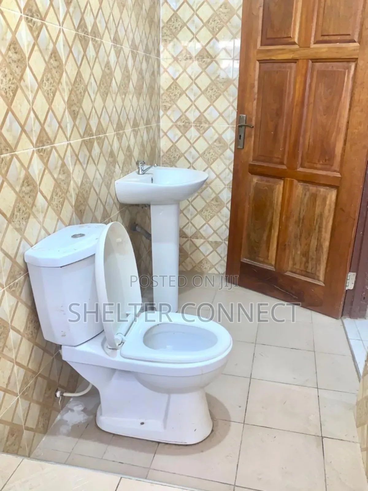 3bdrm House in Old Ashomang for sale in Old Ashomang