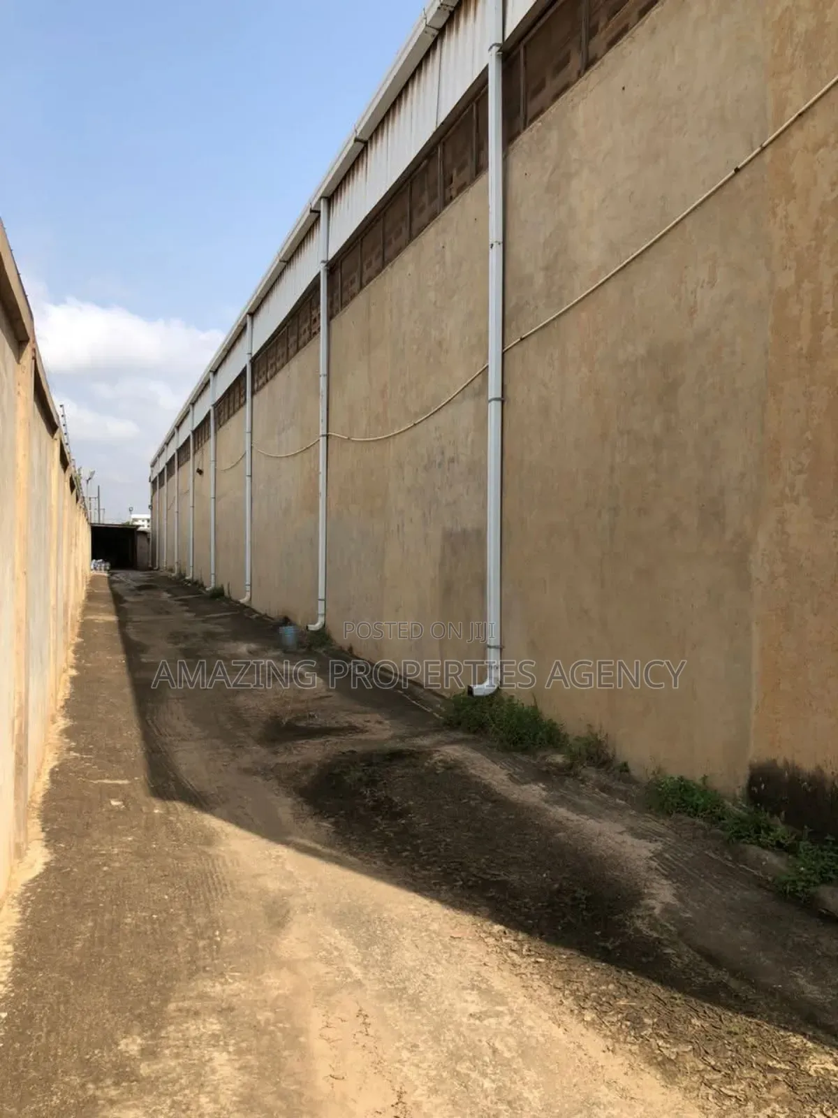 For Sale Werehouse 8000sqm at Tema Industrial Area in Tema Metropolitan