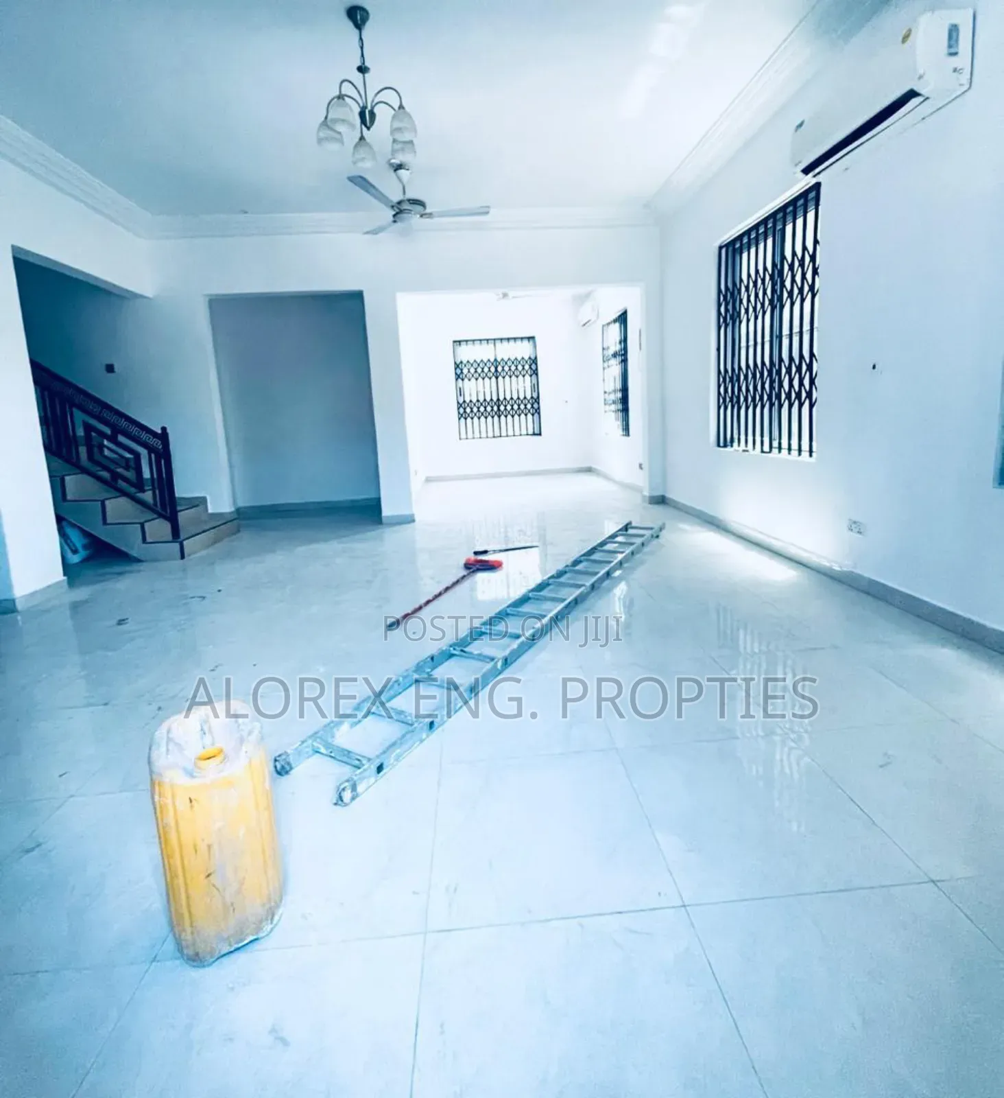 4bdrm Duplex in Lakeside, Ashaley Botwe for rent in Ashaley Botwe