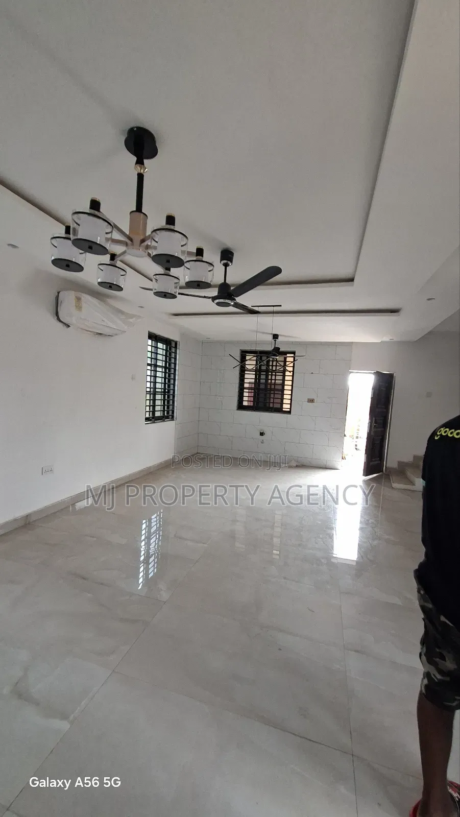 5bdrm Duplex in Community 12 New, Tema Metropolitan for sale in Tema Metropolitan