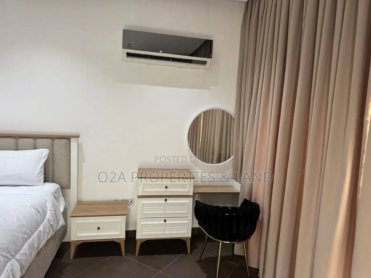 Furnished 3bdrm House in East Airport for rent in Airport Residential Area