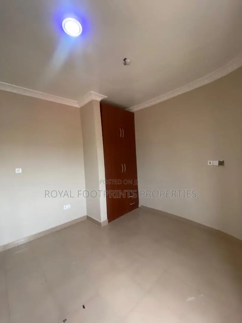 3bdrm House in Luxelooks Properties, Adenta for rent in Adenta