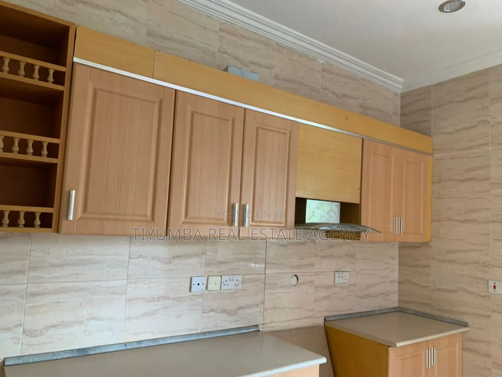 3bdrm Apartment in Tiyumba Estate, Abeka for rent in Abeka