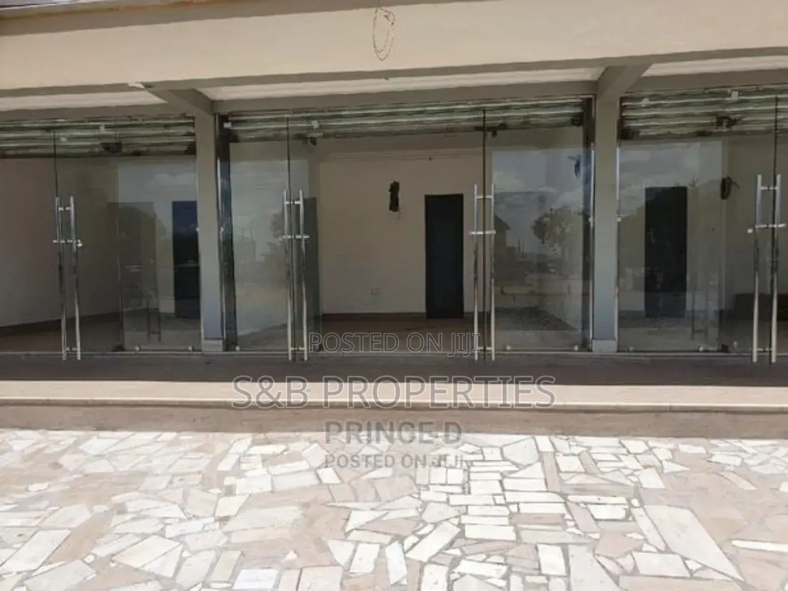 Shop for Rent at Haatso Borhye in Haatso