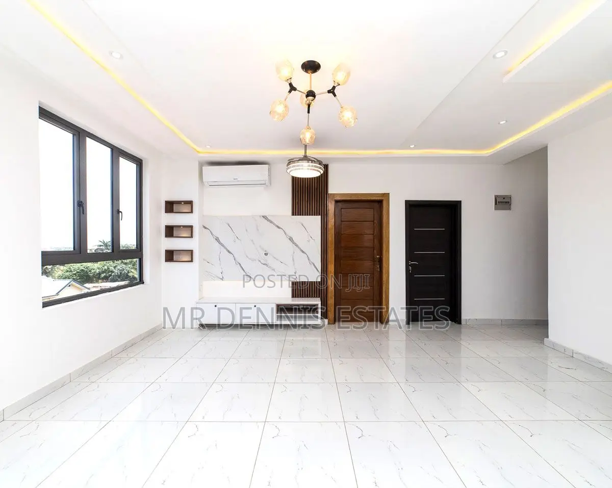 2bdrm Apartment in Westhills Mall for rent in West Hills Mall Area