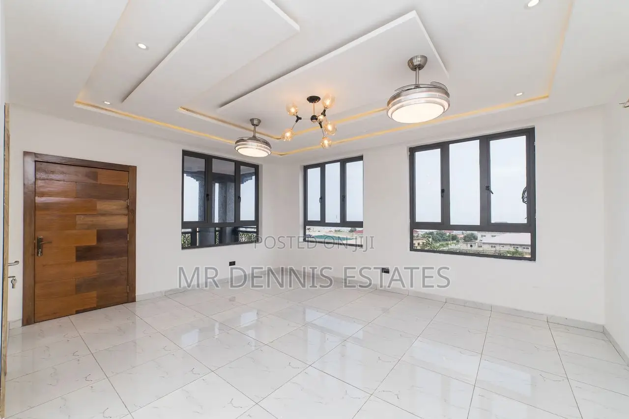 2bdrm Apartment in Westhills Mall for rent in West Hills Mall Area