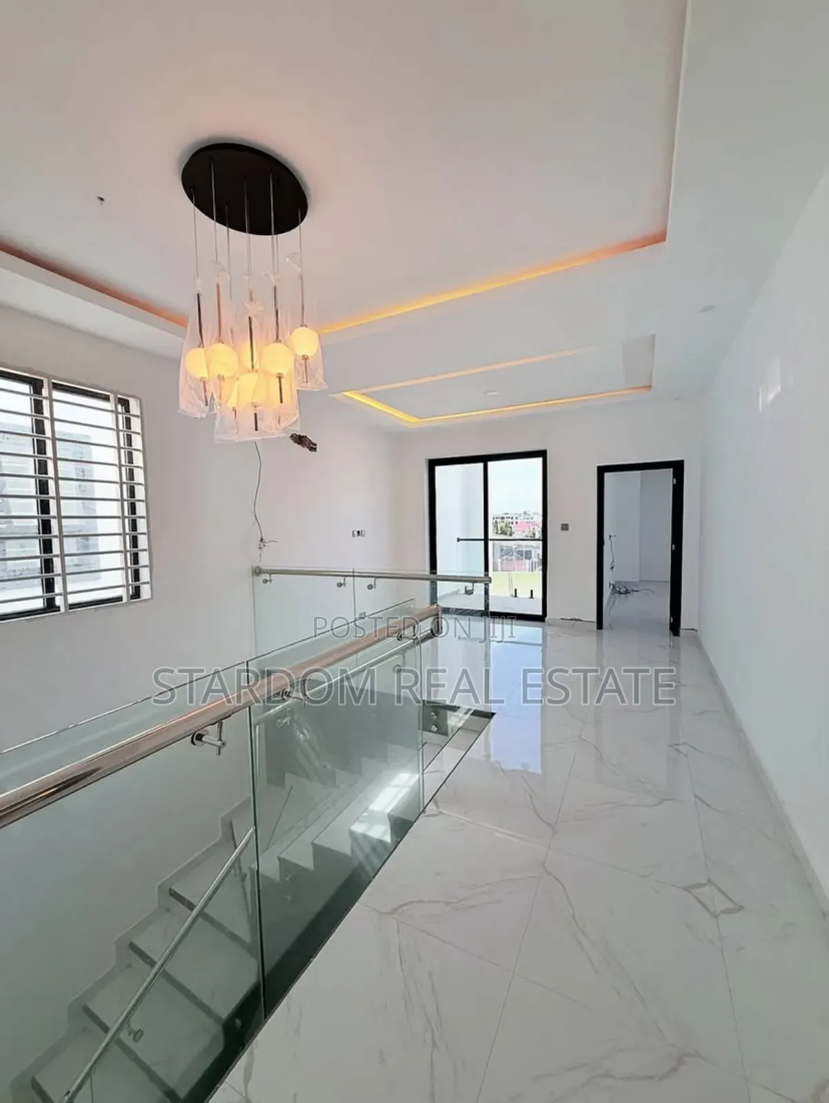 4bdrm Duplex in Sakumono for sale in Sakumono