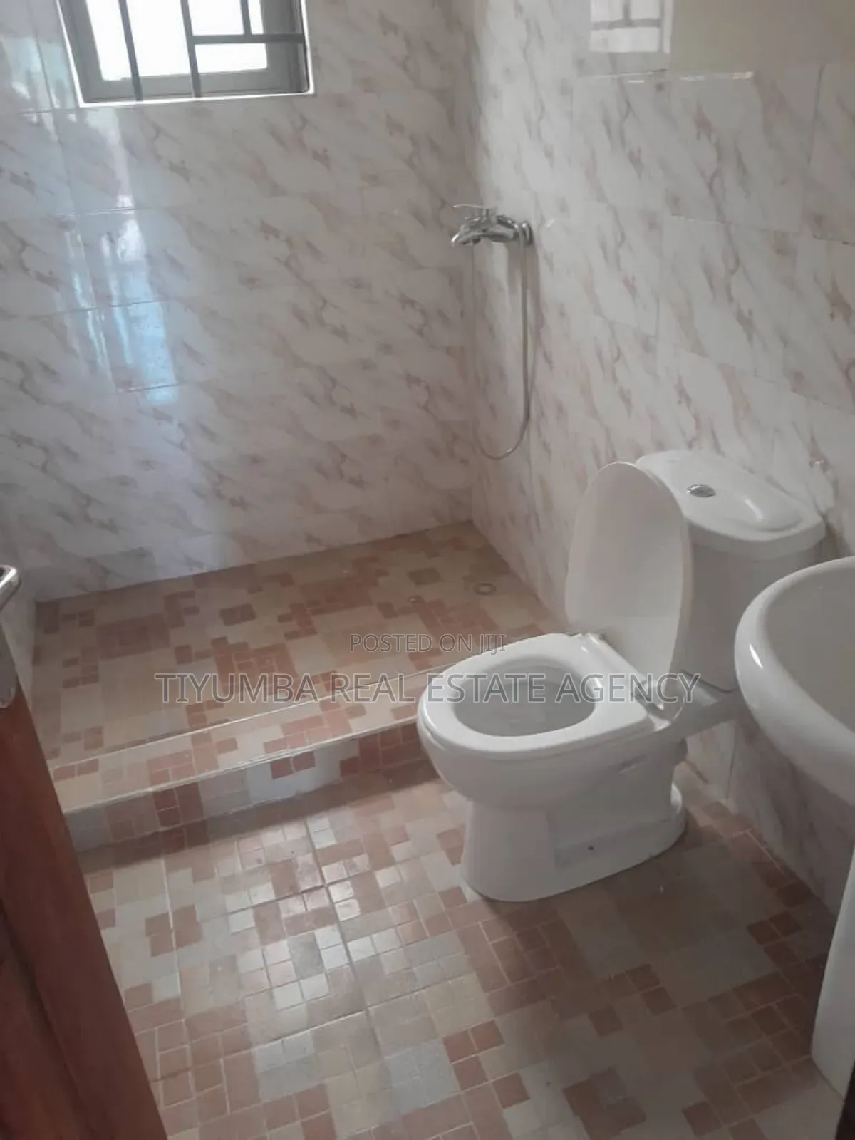 3bdrm Apartment in Tiyumba Real Estate, Pillar 2 for rent in Pillar 2