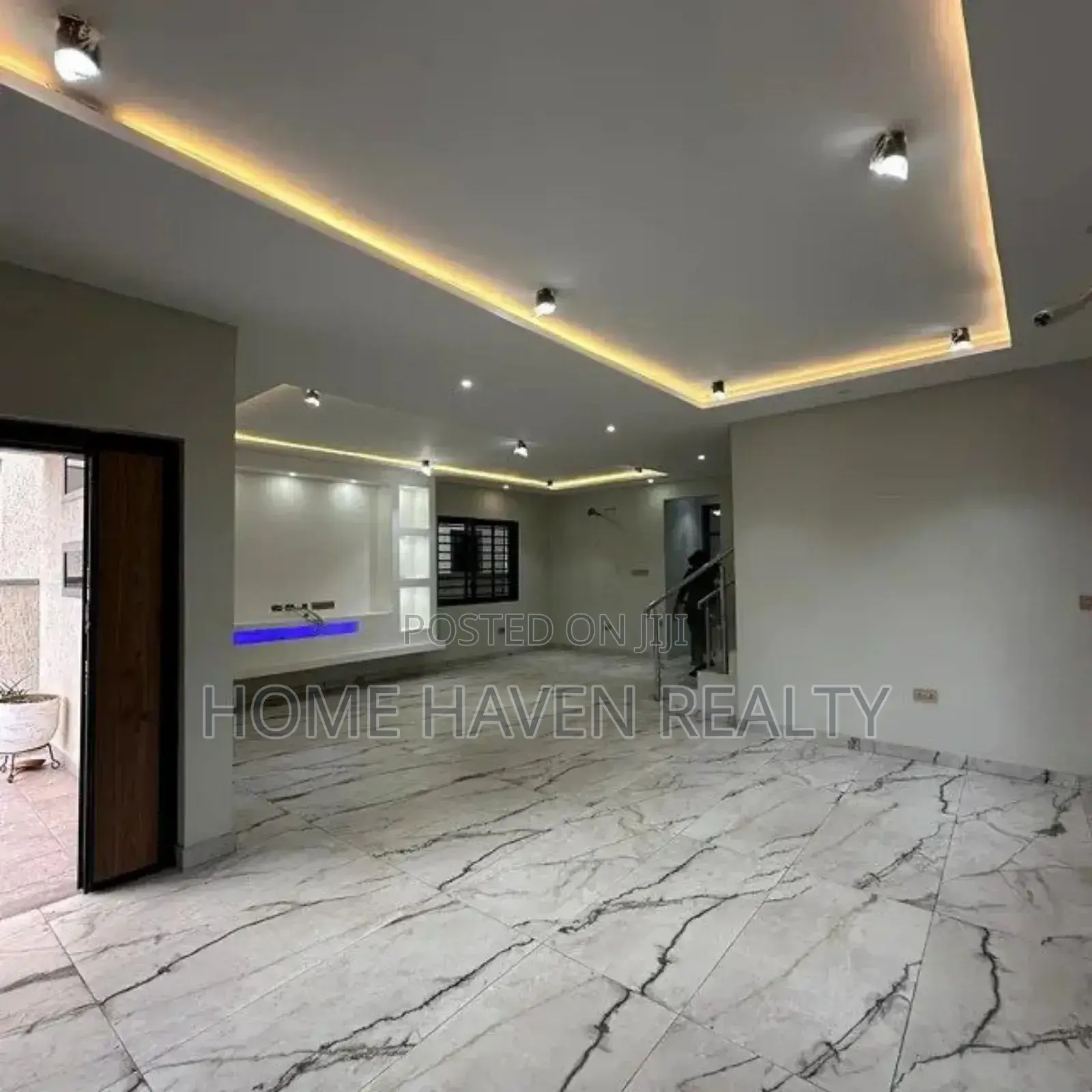 4bdrm House in Lakeside Estate for sale in Lake Side Estate