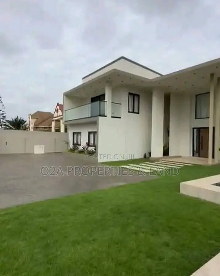 Furnished 7bdrm House in East Legon, A&C Mall Area for sale in A&C Mall Area