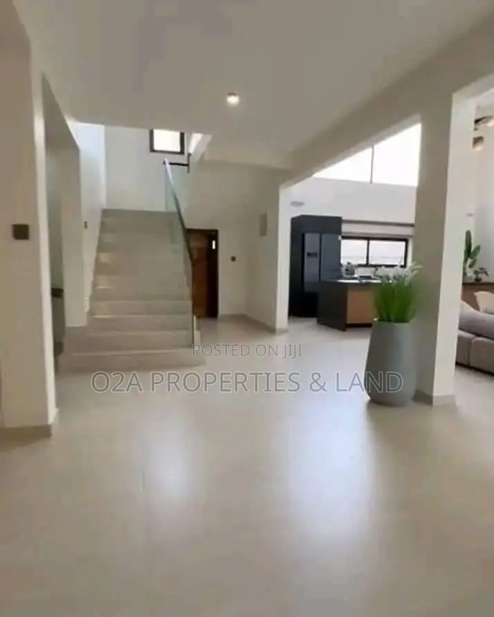 Furnished 7bdrm House in East Legon, A&C Mall Area for sale in A&C Mall Area