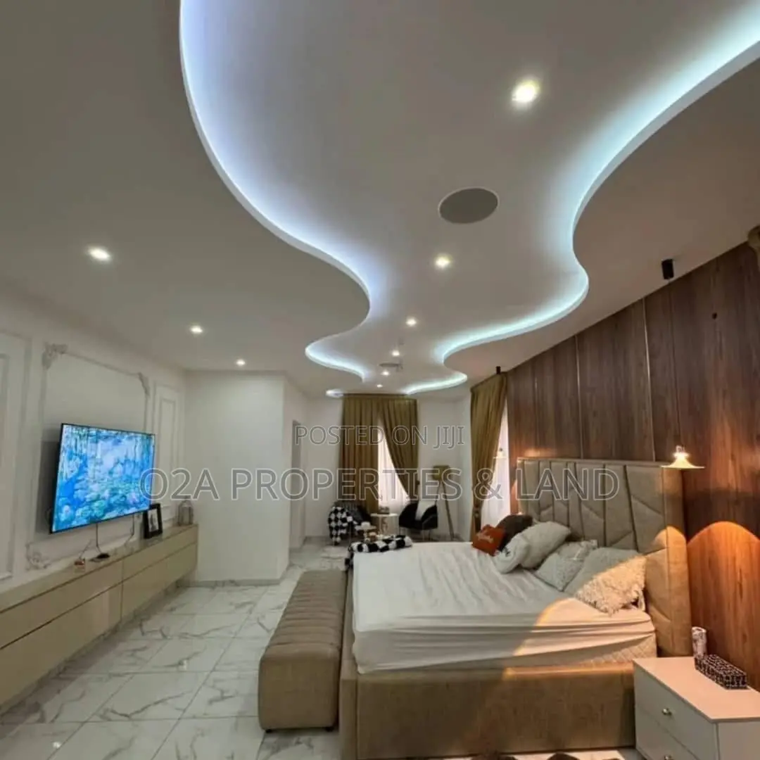Furnished 4bdrm House in Ashaley Botwe, Lake Side Estate for rent in Lake Side Estate