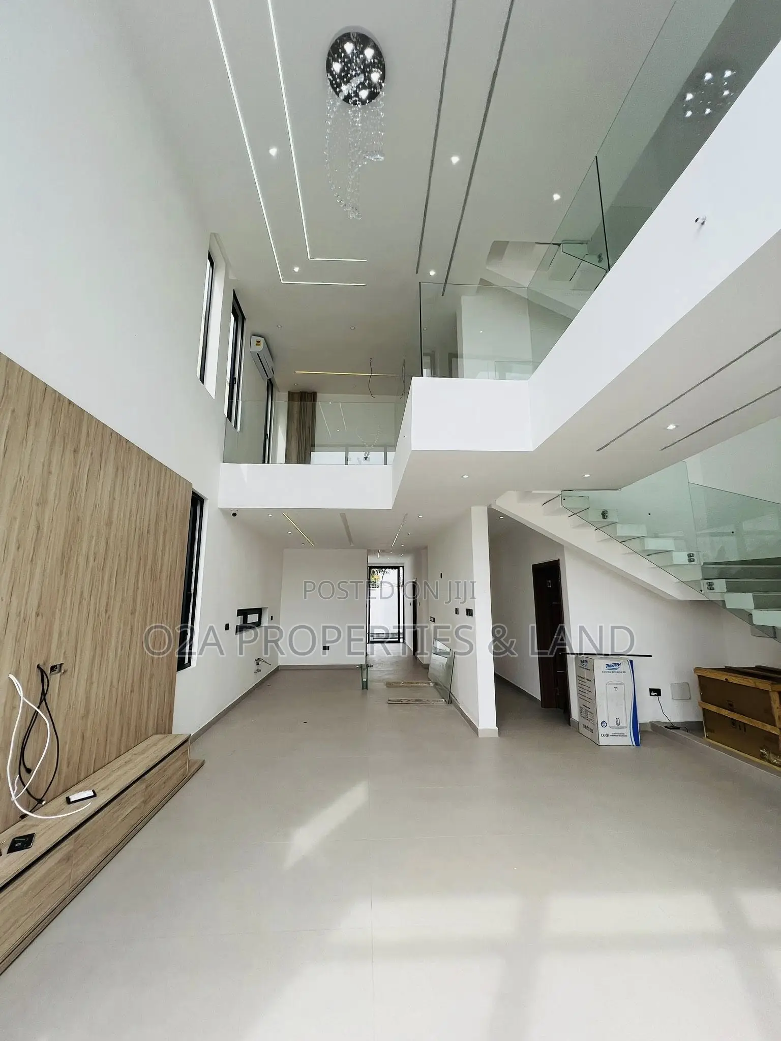 4bdrm Penthouse in Ashaley Botwe, Lake Side Estate for sale in Lake Side Estate