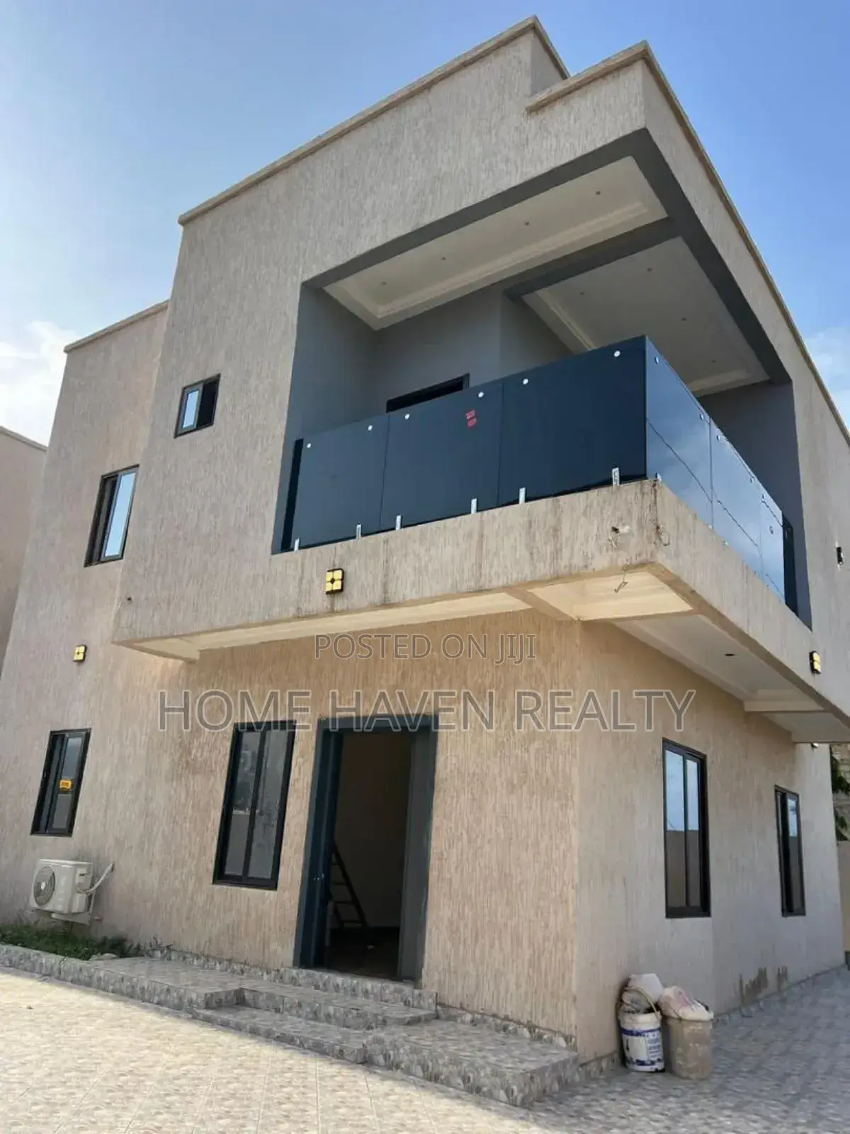 4bdrm House in Ogbojo, East Legon for sale in East Legon