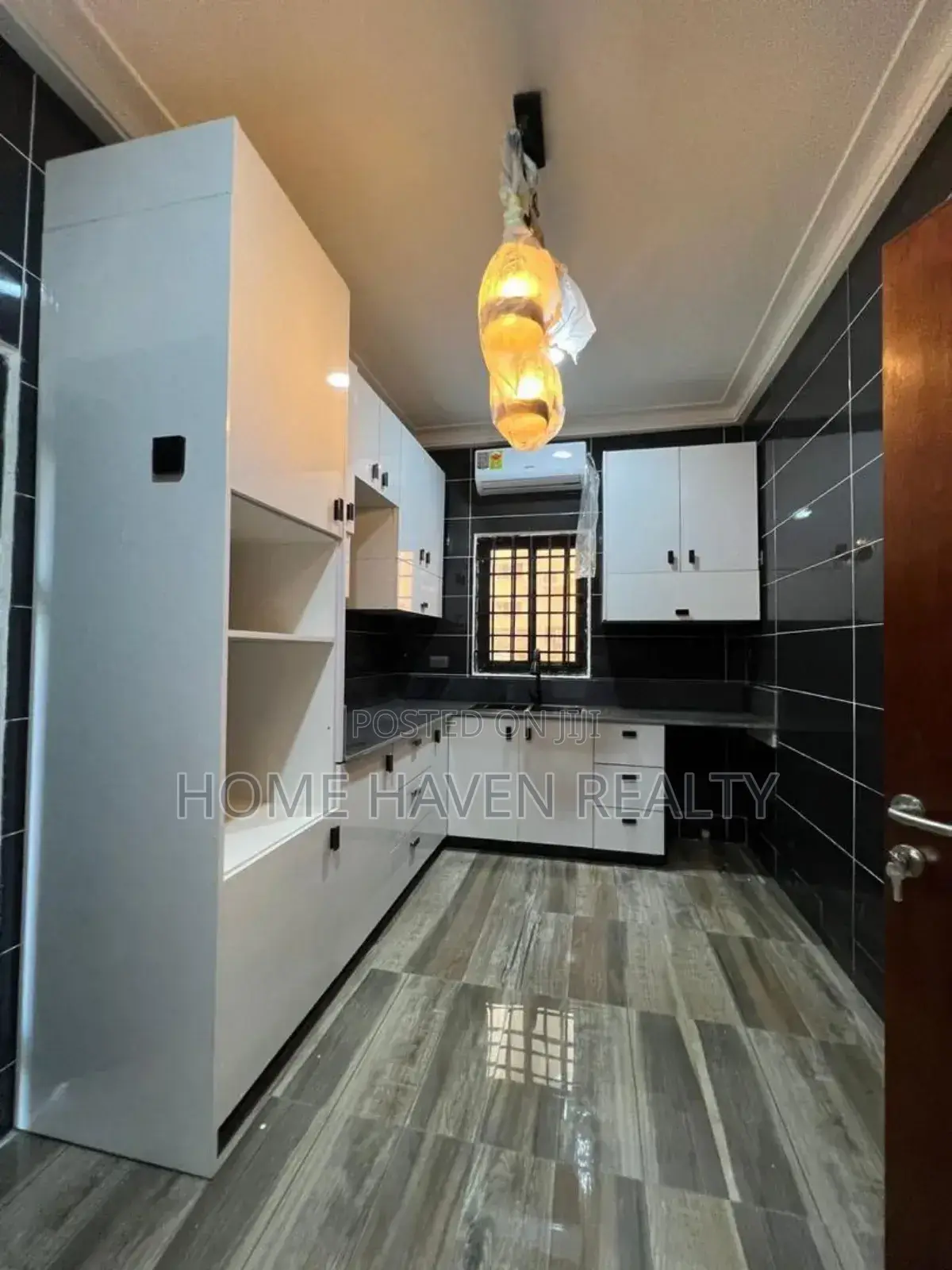 4bdrm House in Ogbojo, East Legon for sale in East Legon