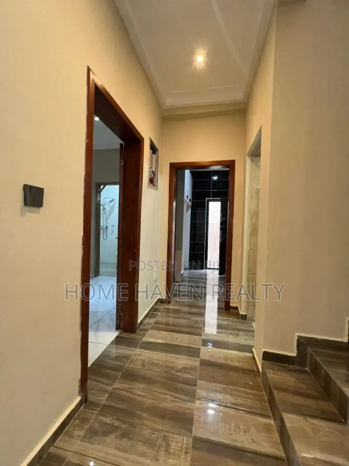 4bdrm House in Ogbojo, East Legon for sale in East Legon