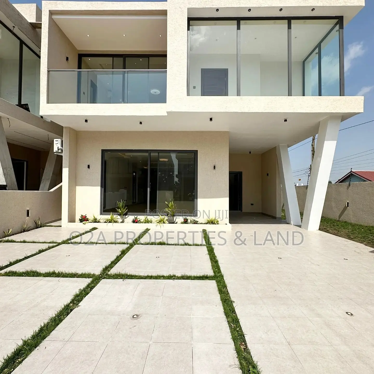 4bdrm House in Botwe School for sale in School Junction